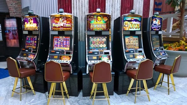 Tournament entry confirmation and scoring rules display